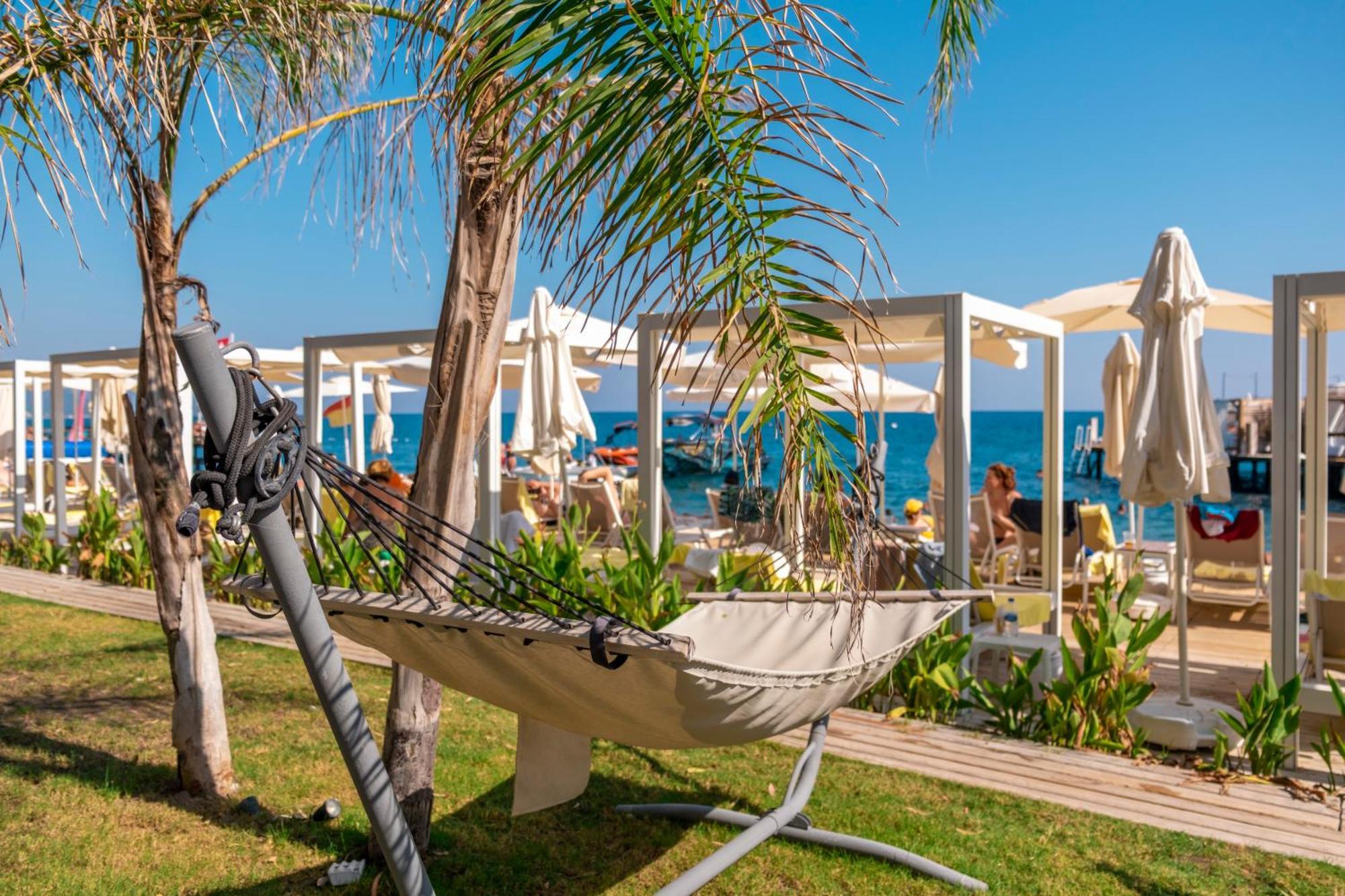 Doubletree By Hilton Antalya-Kemer All-Inclusive Resort Esterno foto