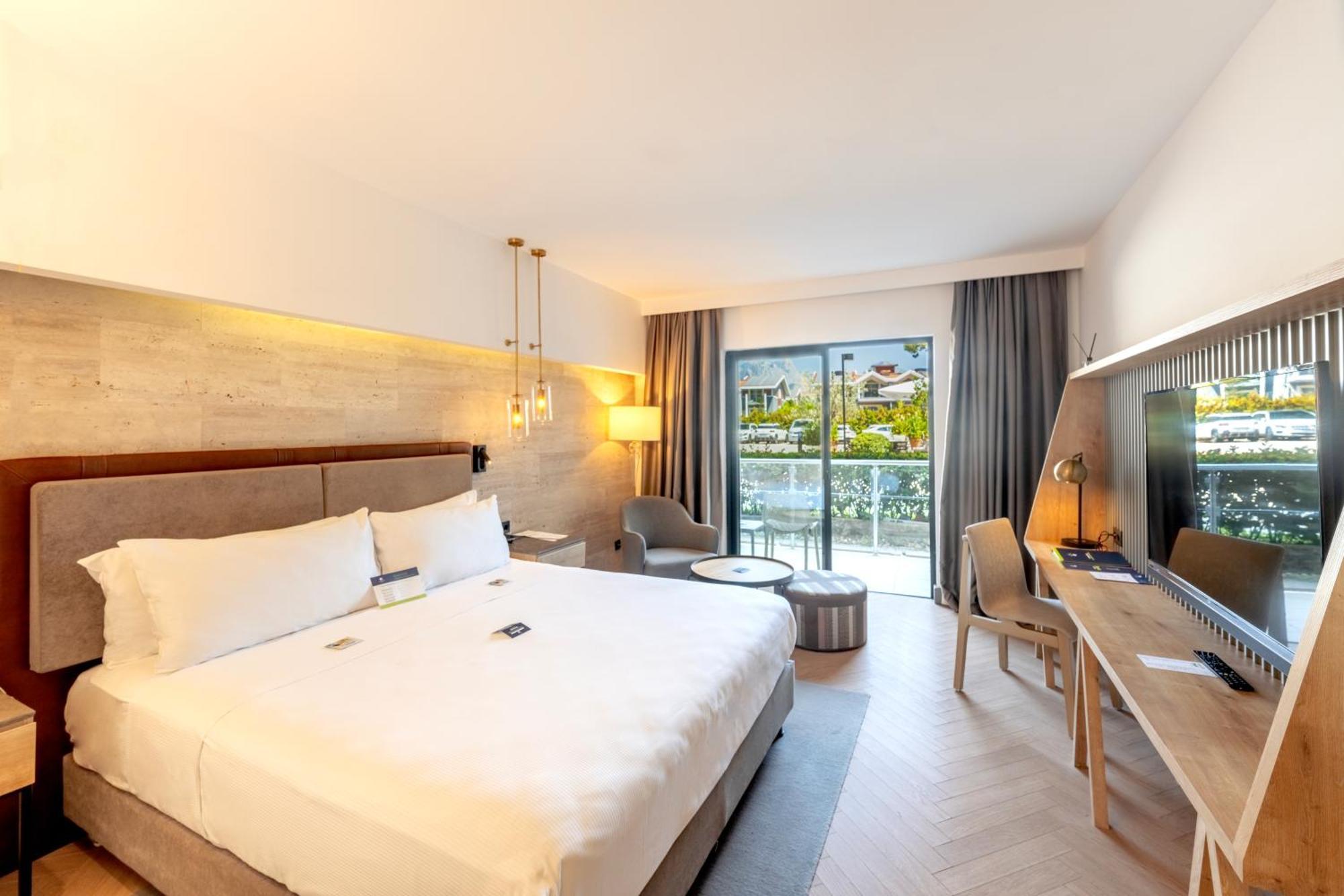 Doubletree By Hilton Antalya-Kemer All-Inclusive Resort Esterno foto