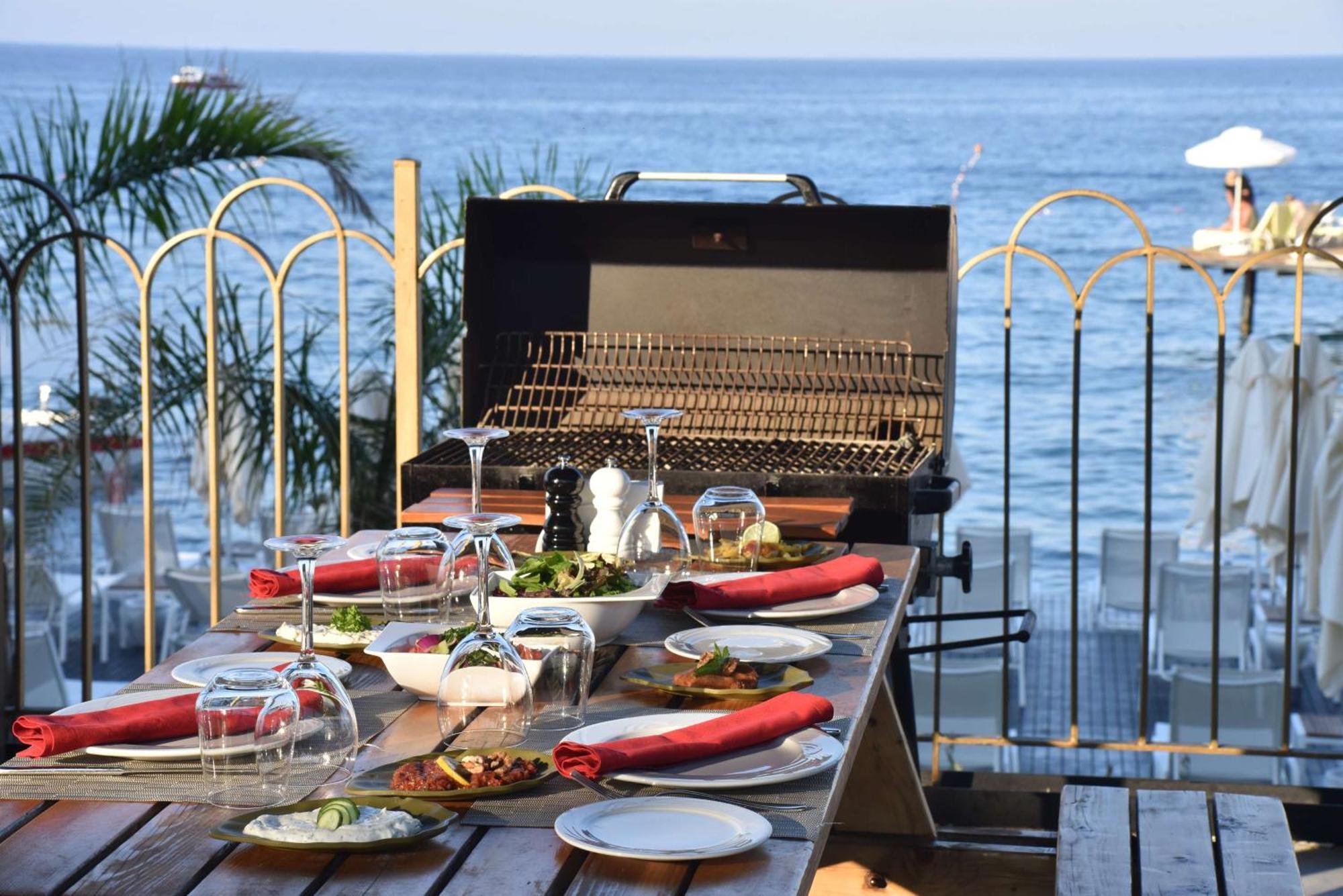 Doubletree By Hilton Antalya-Kemer All-Inclusive Resort Esterno foto